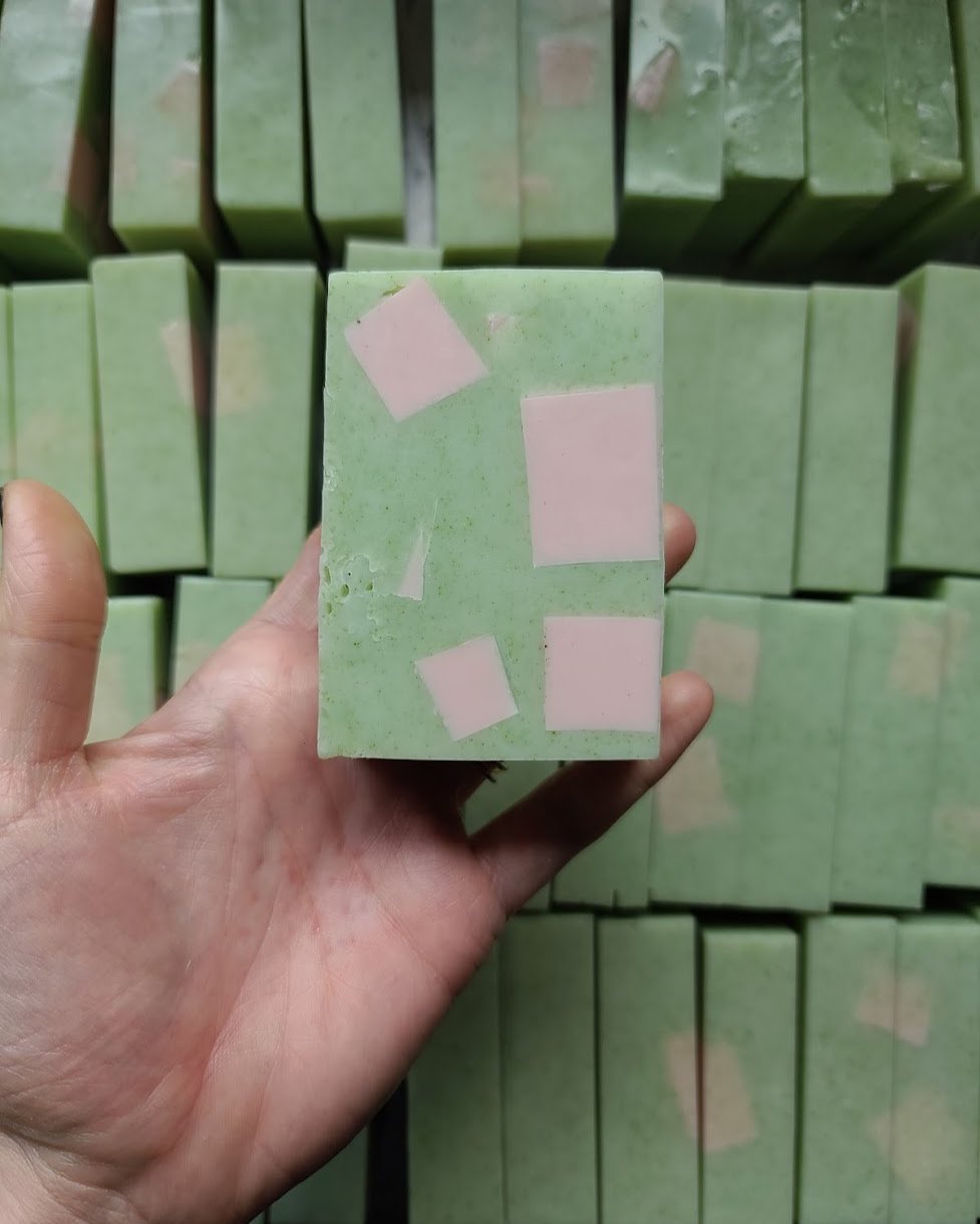 grapefruit + geranium | bar soap