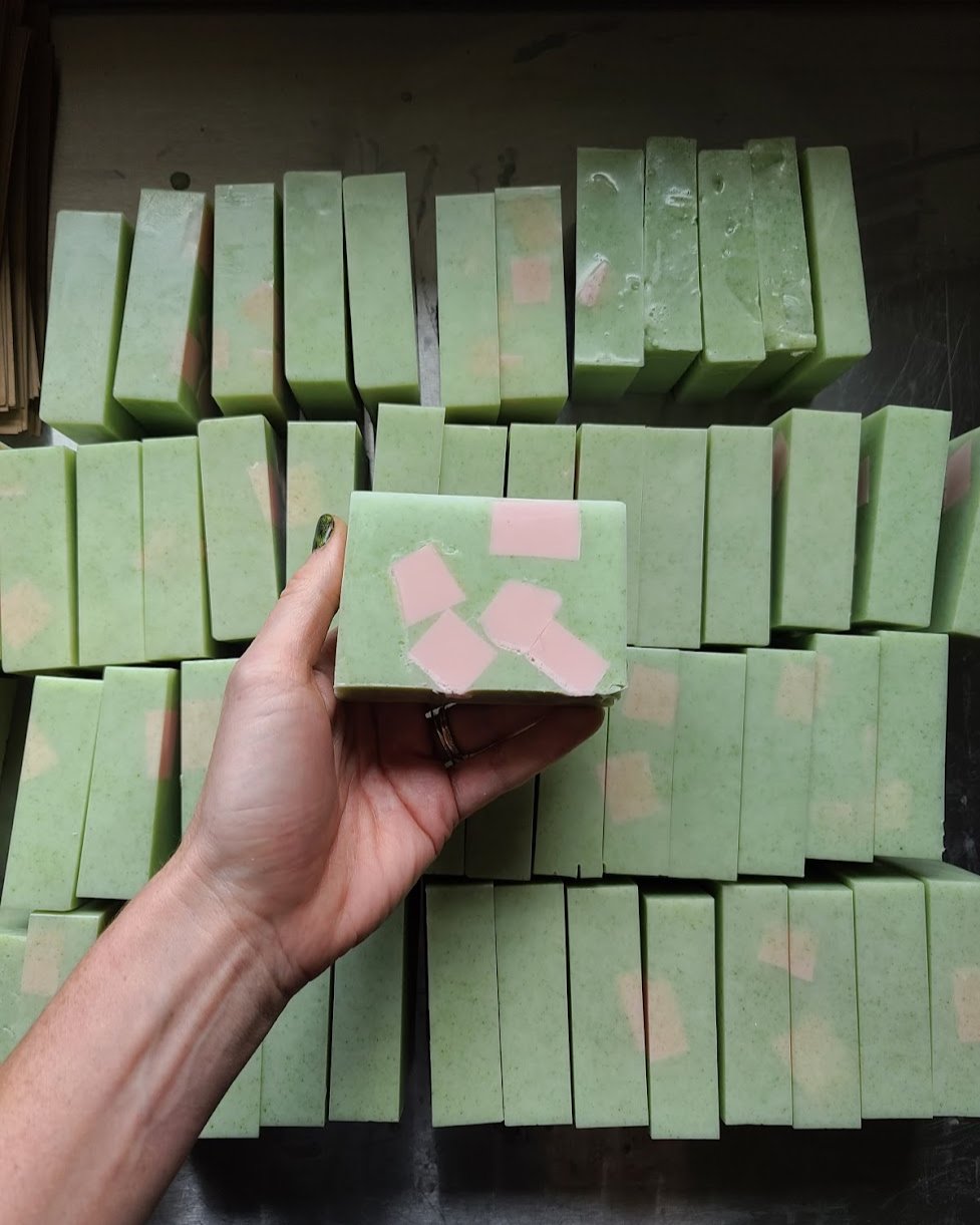 grapefruit + geranium | bar soap